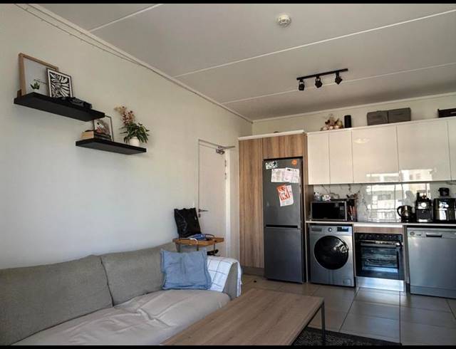 1 BEDROOM PROPERTY TO RENT IN SANDOWN